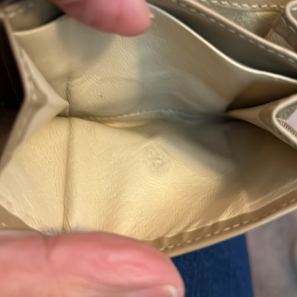 Gucci Wallet - Picture 5 of 7